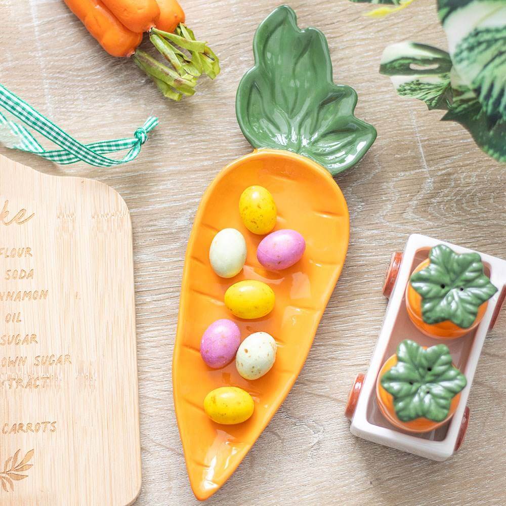 The Fashion Gift Shop: Carrot - shaped serving dish a fun way to serve snacks! by Jones Home & Gifts, Serving Dishes