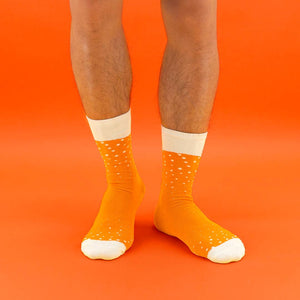 The Fashion Gift Shop: Luckies Originals - Beer Socks in a Can by SUCK UK, Novelty Socks