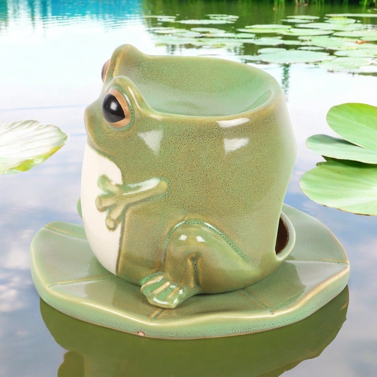 Frog Shaped Oil Burner and Wax Melter on Lily Pad.