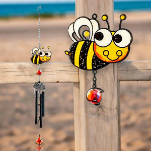 The Fashion Gift Shop: Happy Bee Wind Chime Hanging Decor by Jones Home & Gifts, Wind Chimes