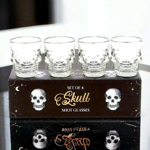 The Fashion Gift Shop: Set of 4 Skull Shot Glasses, Skull Design, Halloween Gift Ware by Puckator, Shot Glasses