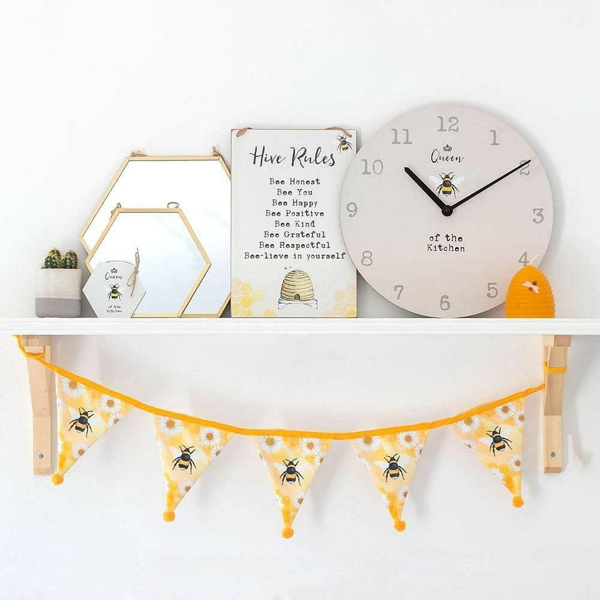 The Fashion Gift Shop: Bee Design Queen of the kitchen Wall Clock by Jones Home & Gifts, Wall Clocks