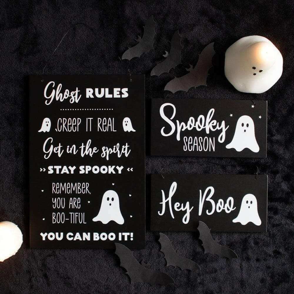 Halloween hanging plaque set: 'Ghost rules', 'Spooky Season', and 'Hey Boo' on black