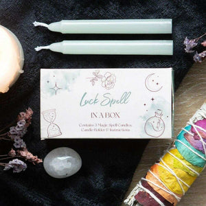 The Fashion Gift Shop: Magic Luck Spell in a Box With Holder Complete Set 3 Green Candles by Spirit of equinox, Candles